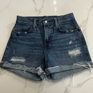 Old Navy distressed high rise jean shorts size 0 great condition